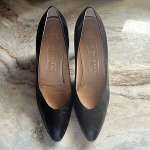 Bruno Magli Black Pumps Pointed Toe Size 9 Made in Italy